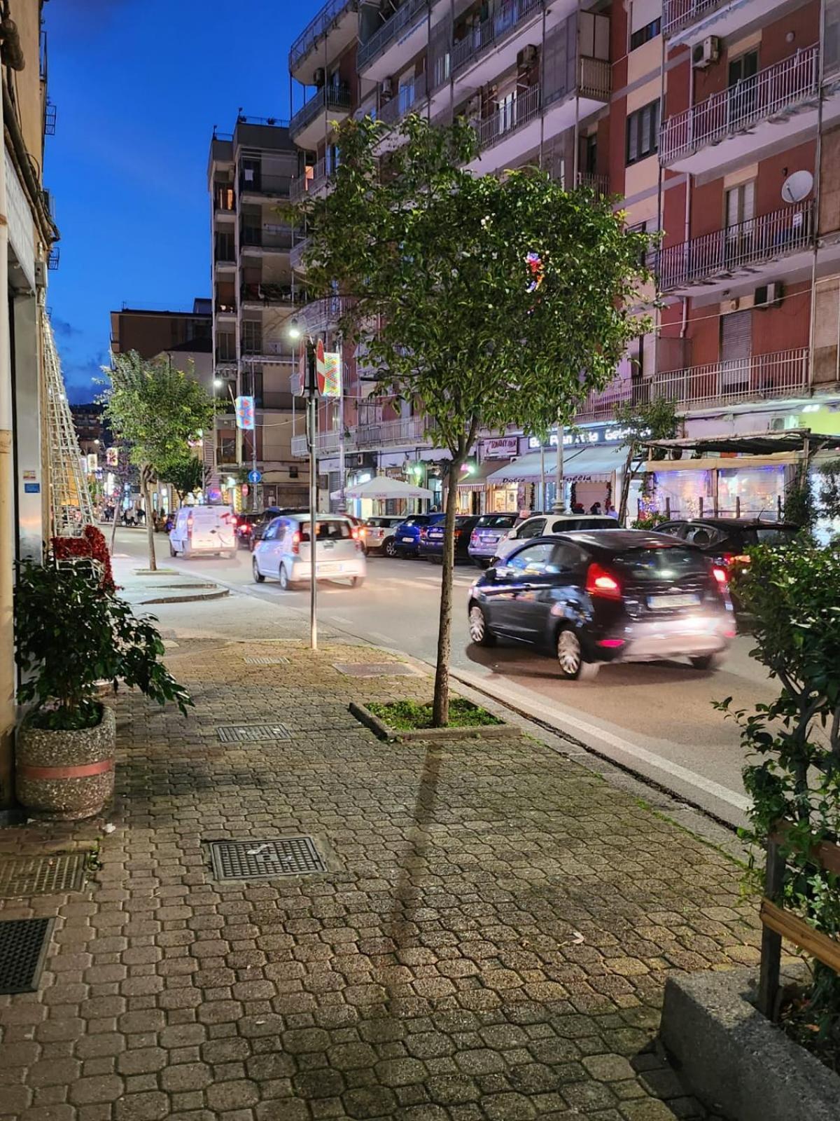 Le Case Di Ale - Holiday Homes Salerno Exterior photo